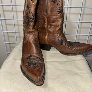Old Gringo Dark Tan Leather Boots with Embroidery
